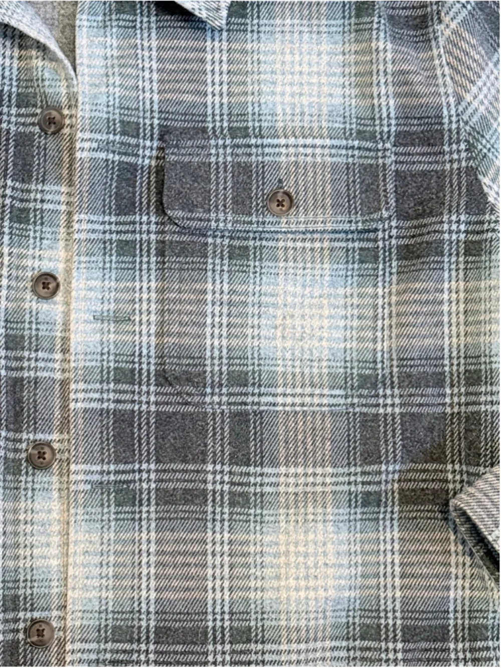 Banana Republic Men’s Plaid Shirt Jacket Large Blue Gray Button Front Shacket